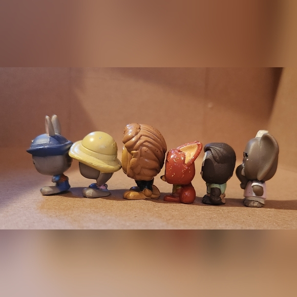 Disney Moose brand Zootopia doorables - Picture 11 of 12